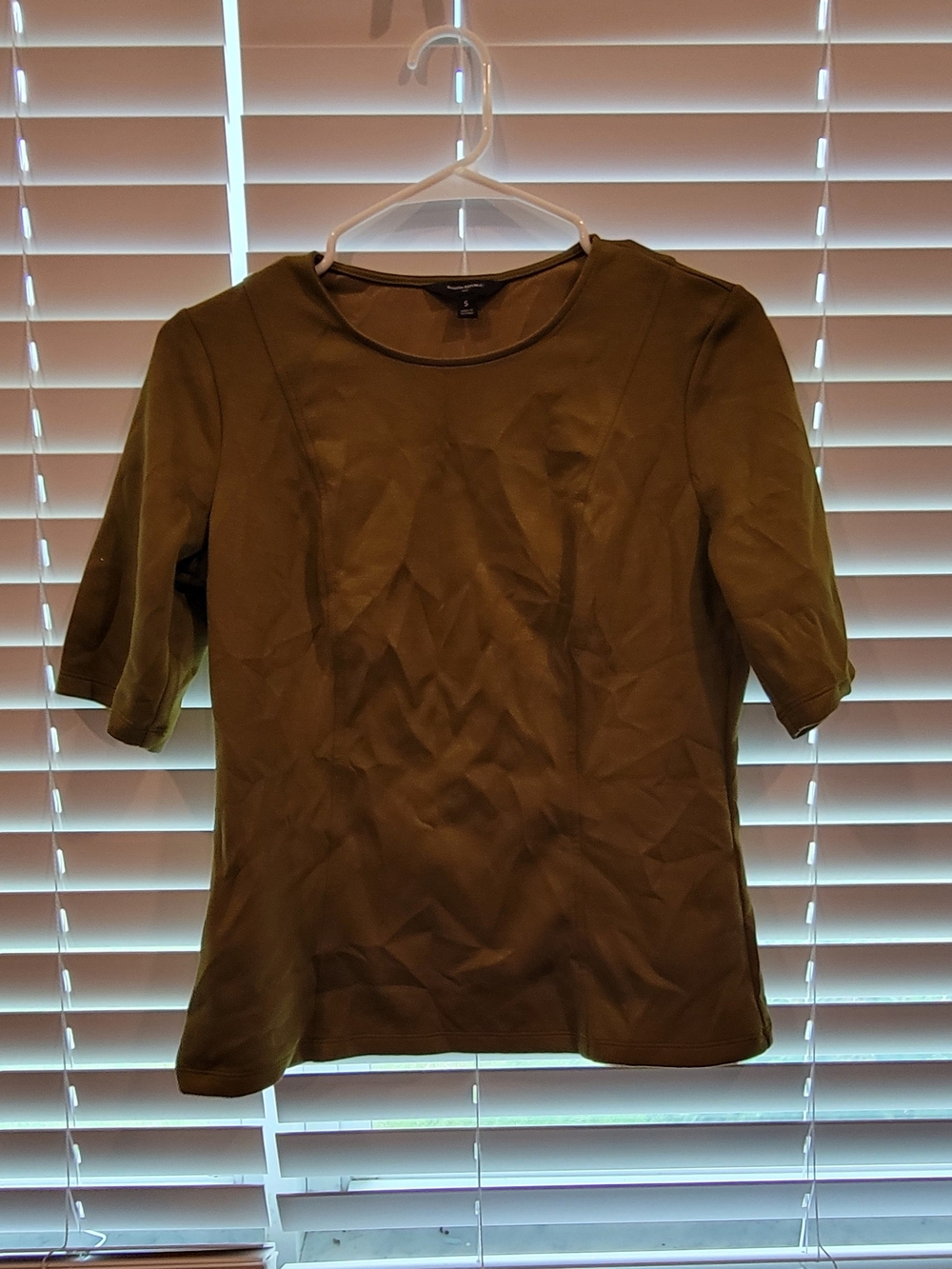 Banana Republic Olive Short Sleeve Crewneck Top